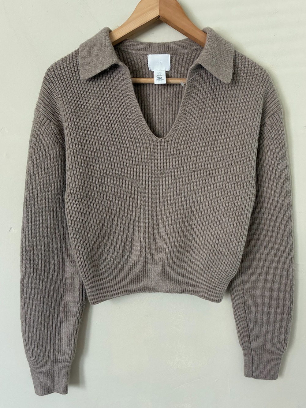 HM Women Taupe Ribbed Polo Collar V-Neck Knit Sweater Long Sleeve XS